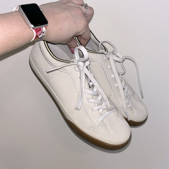 Rothy’s The Lace Up Sneaker in Vanilla Women’s Size 8 - Picture 2 of 6